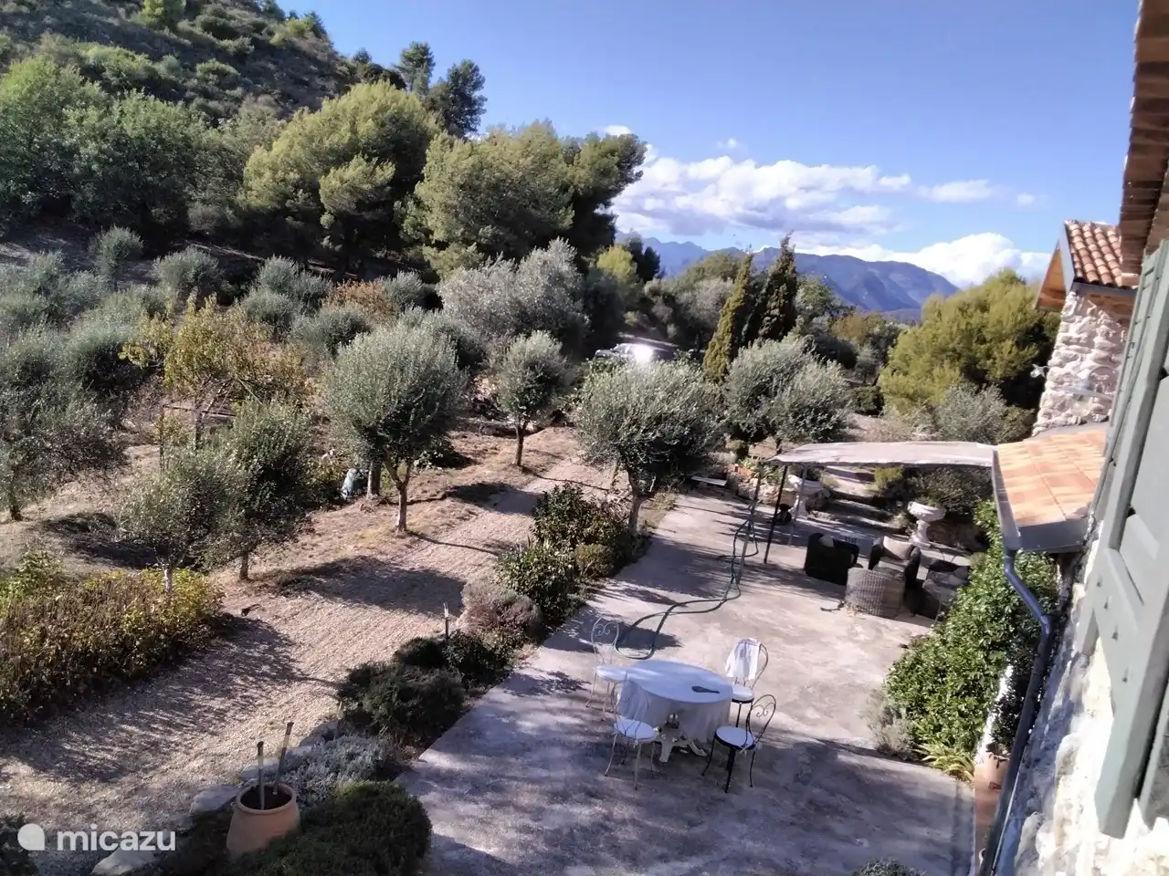 Terrasse vor dem Haus
