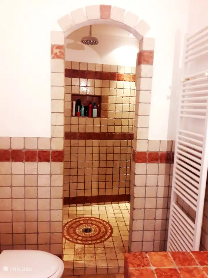 Badezimmer im Erdgeschoss