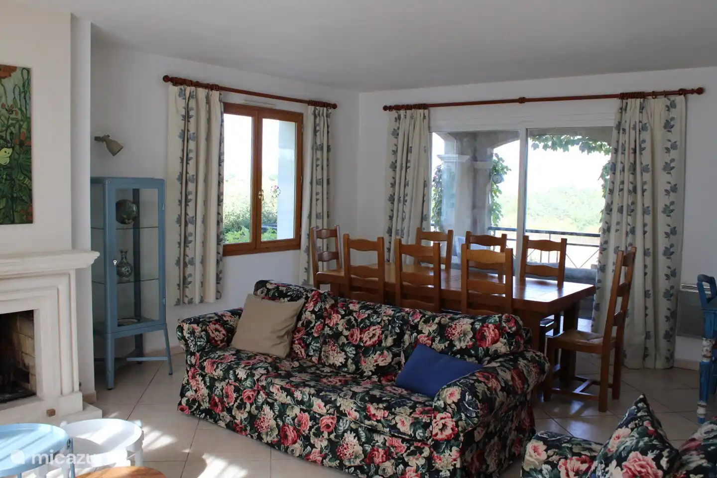 Das Hauptschlafzimmer mit Ventilator.