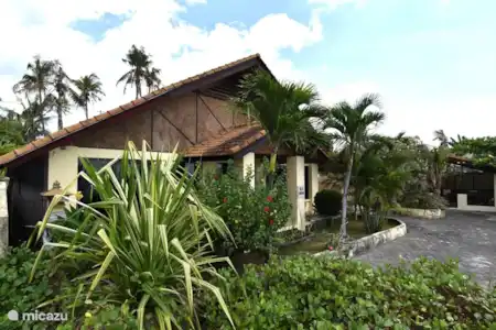 Vakantiehuis Indonesië, Bali, Lovina villa Strandvilla Ganesha direct aan zee