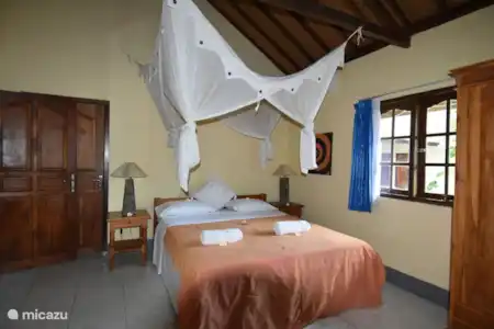 Vakantiehuis Indonesië, Bali, Lovina villa Strandvilla Ganesha direct aan zee