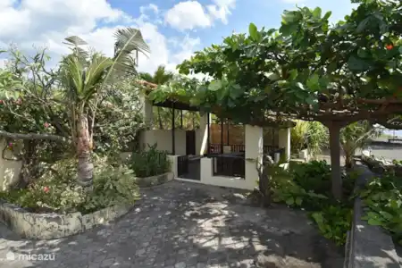 Vakantiehuis Indonesië, Bali, Lovina villa Strandvilla Ganesha direct aan zee