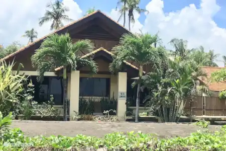 Vakantiehuis Indonesië, Bali, Lovina villa Strandvilla Ganesha direct aan zee