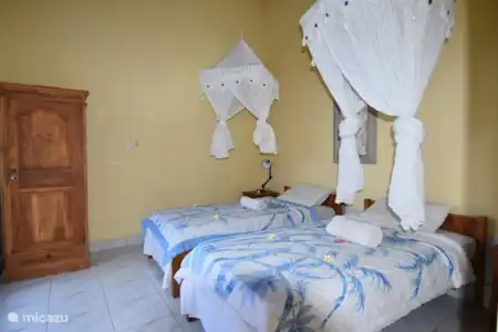 Vakantiehuis Indonesië, Bali, Lovina villa Strandvilla Ganesha direct aan zee