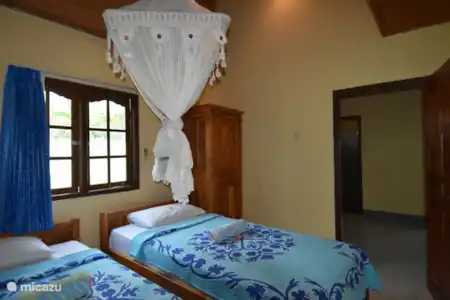 Vakantiehuis Indonesië, Bali, Lovina villa Strandvilla Ganesha direct aan zee