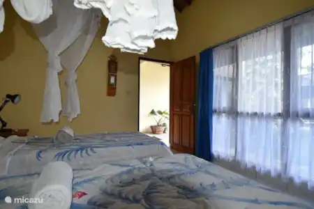 Vakantiehuis Indonesië, Bali, Lovina villa Strandvilla Ganesha direct aan zee
