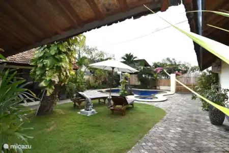 Vakantiehuis Indonesië, Bali, Lovina villa Strandvilla Ganesha direct aan zee