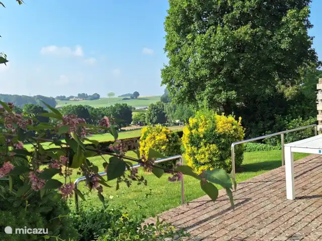 En Limburgon vacaciones Dominio Hellebeuk en Países Bajos, Limburgo, Valkenburg - casa vacacional Vista desde la terraza