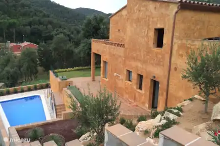 Vakantiehuis Spanje, Costa Brava, Calonge villa Casa Ramar II Villa Ramar ll vanaf de zuidkant
Heerlijk de hele dag volop zon in het zwembad