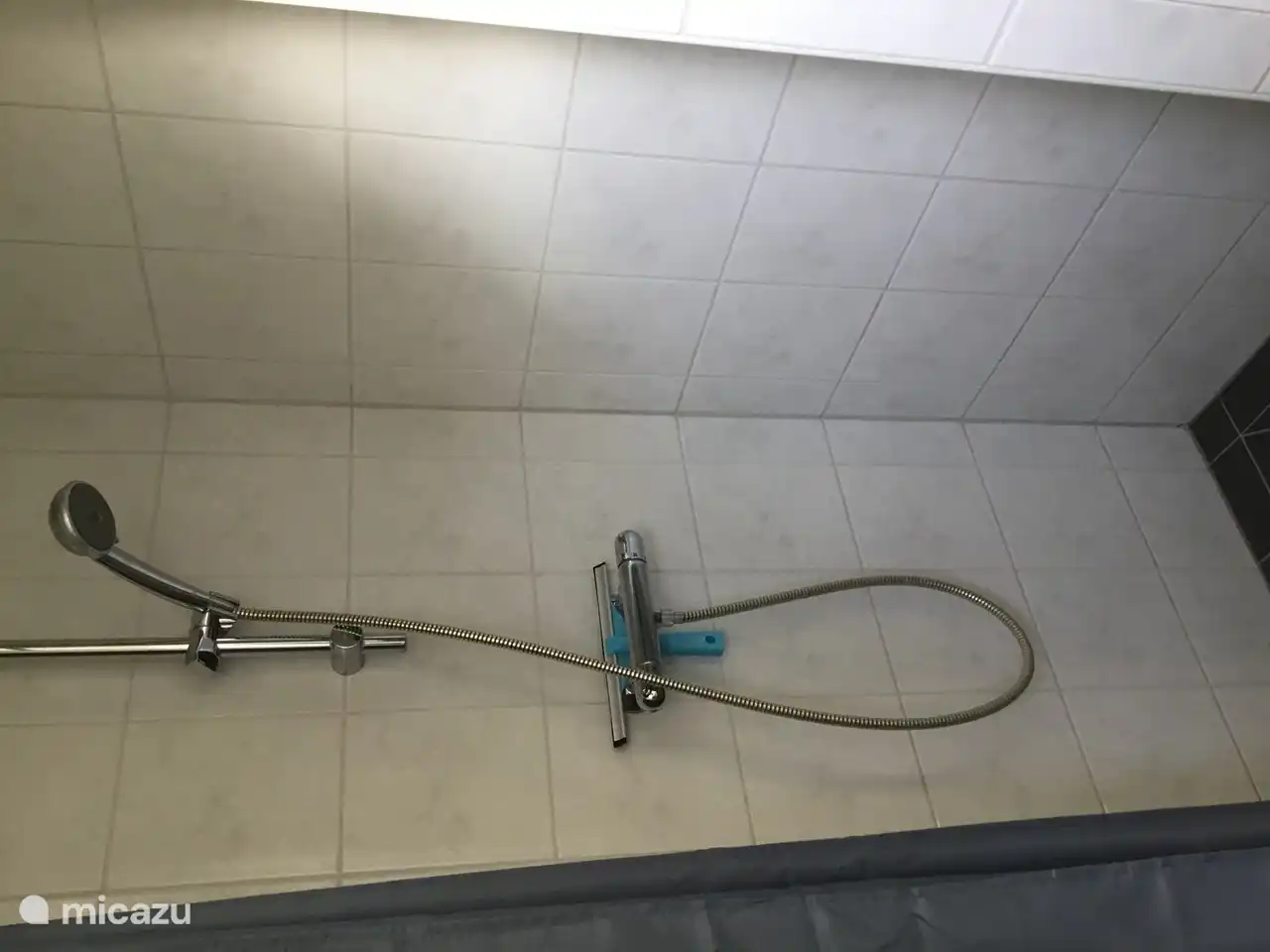 Und zum Schluss noch ein Foto von der Dusche.