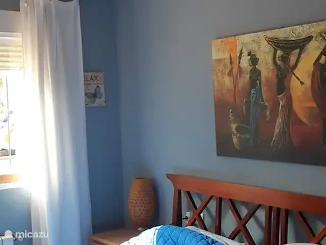 Casa Colina en España, Costa Blanca, La Nucía - casa vacacional Habitación en planta baja con aire acondicionado y ventilador de techo y baño privado