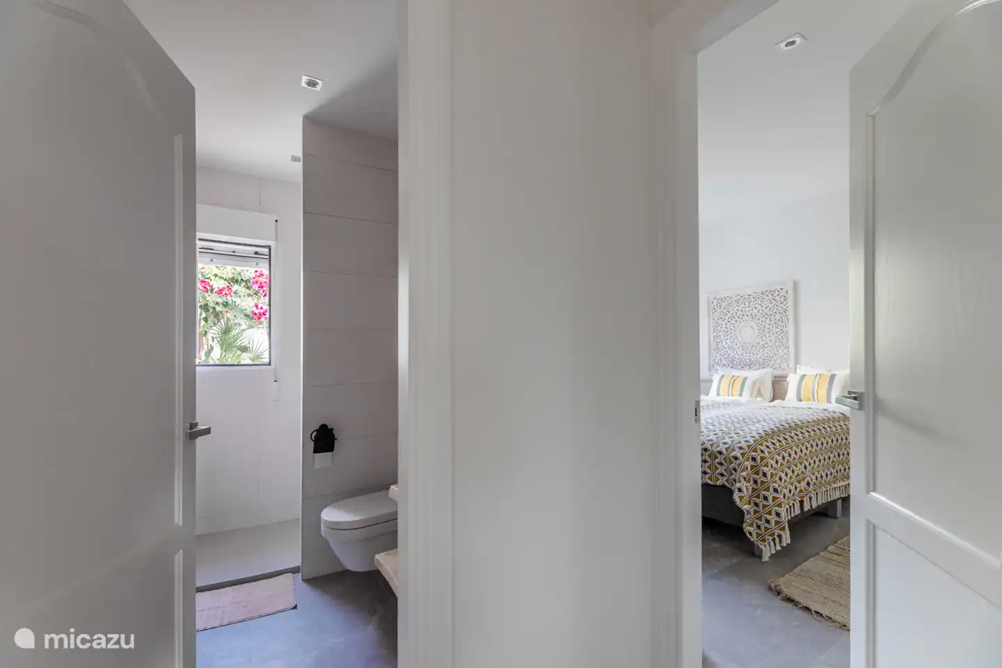 Bedroom with external bathroom