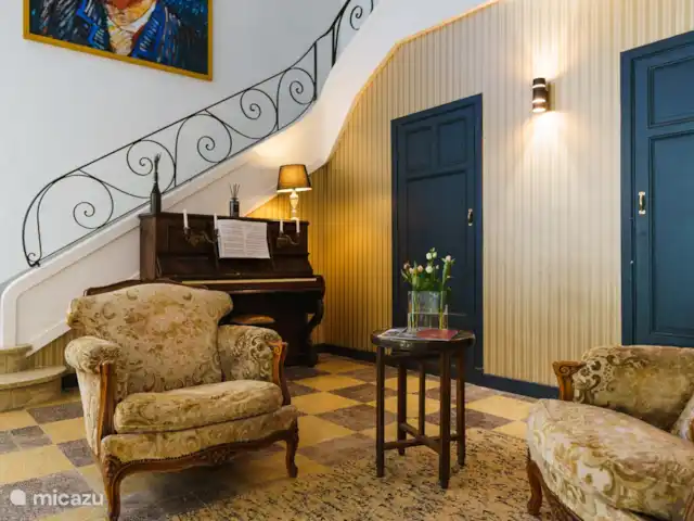 apartamento en Francia, Aude, Raissac-d'Aude – Logement Onze - Apartamento Qirinye los atractivos pasillos y hall