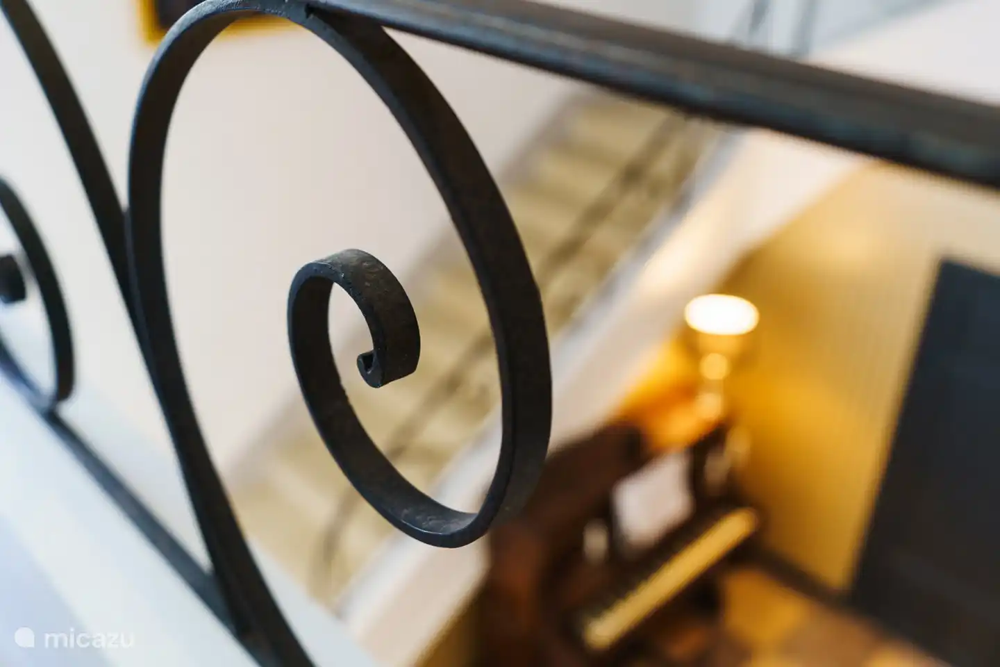 les beaux couloirs et le hall