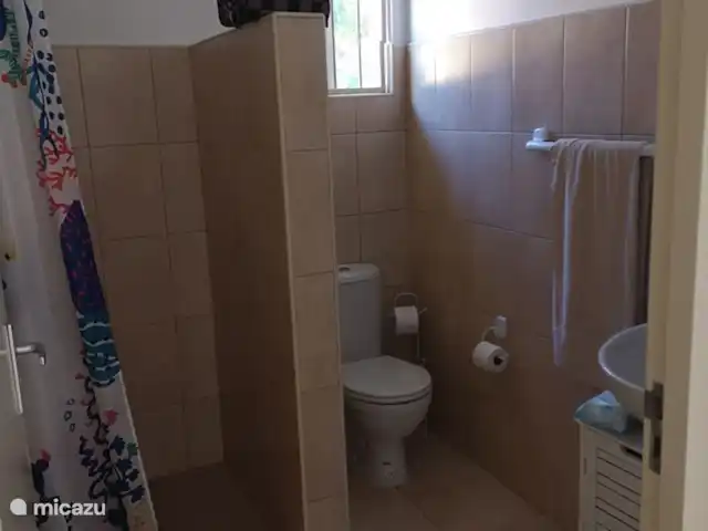 Villa Alana met privé zwembad huren in Curaçao, Banda Abou (west), Fontein - villa tweede badkamer