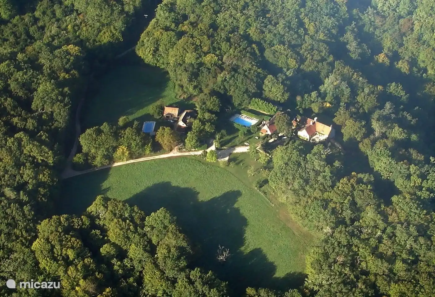 Domaine Lagrenie aus der Luft gesehen