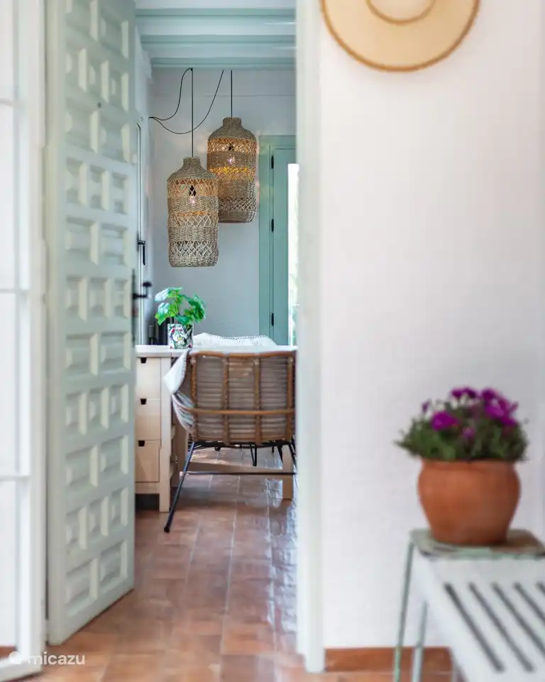 Durchsichtiger Eingang zum Wohnzimmer