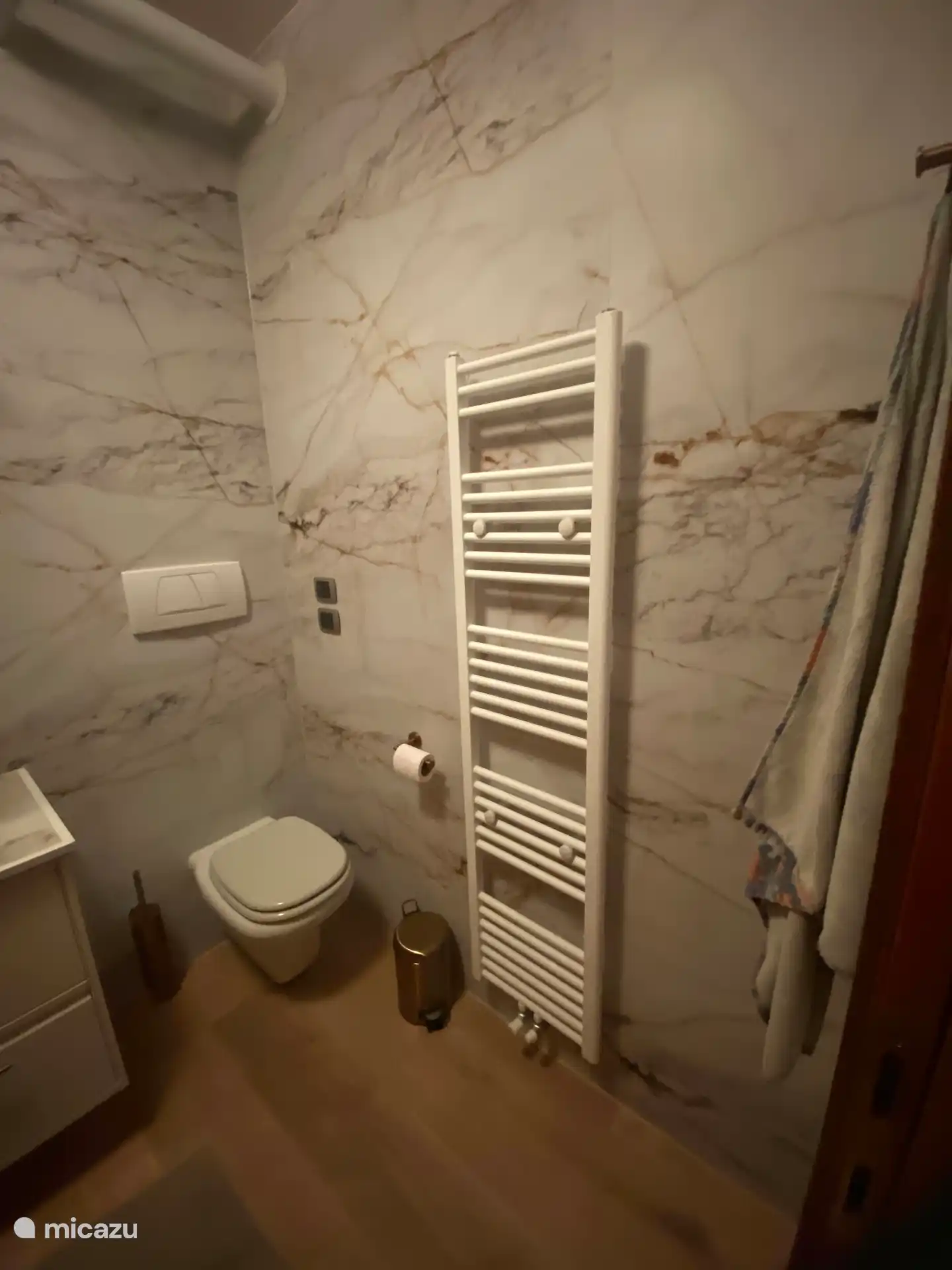 Design-Handtuchstrahler 