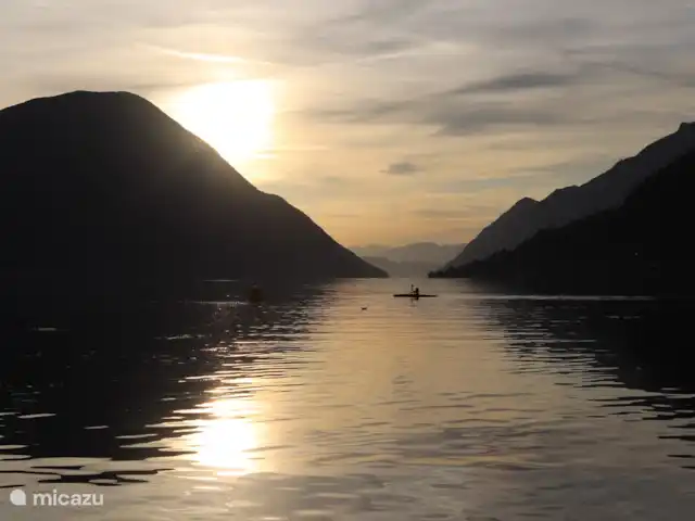 Location de Vacances Italie, Lacs italiens , Porlezza, appartement - Porto Letizia Bégonia 3 Superbes vues sur le lac
