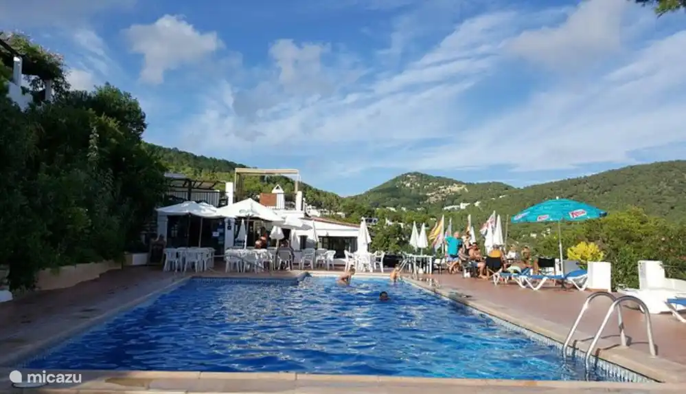 Cala Llonga: park swimming pool 1