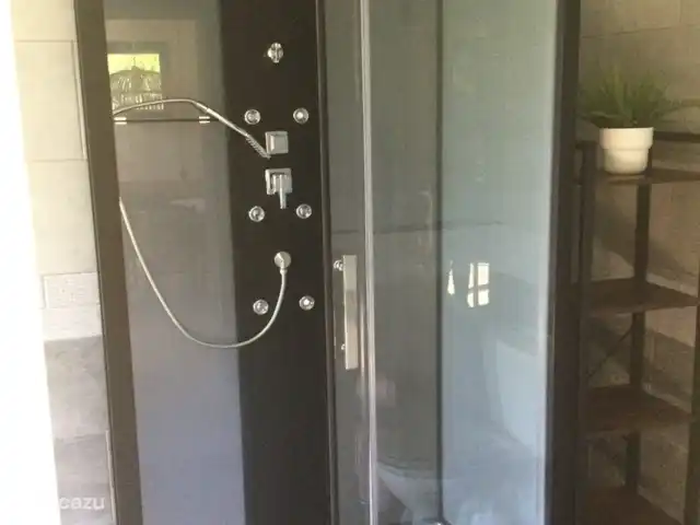 Marlin en masa en Francia, Var, Cotignac - casa vacacional Segundo cuarto de baño