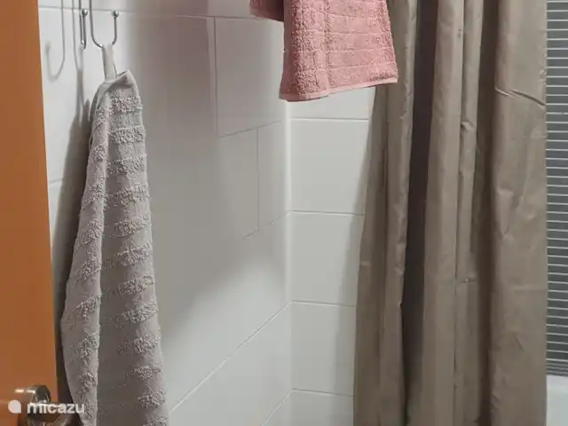 Appartement à Moraira, 2 | Espagne, Costa Blanca, Benitachell - appartement Salle de bain avec baignoire, toilettes, lavabo et bidet