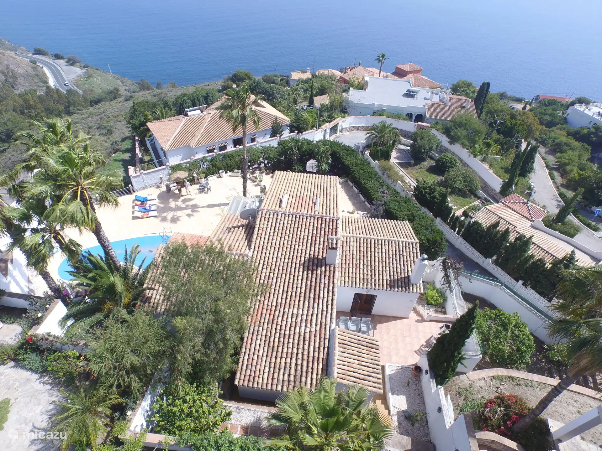 Ein Übersichtsfoto aus der Luft ...