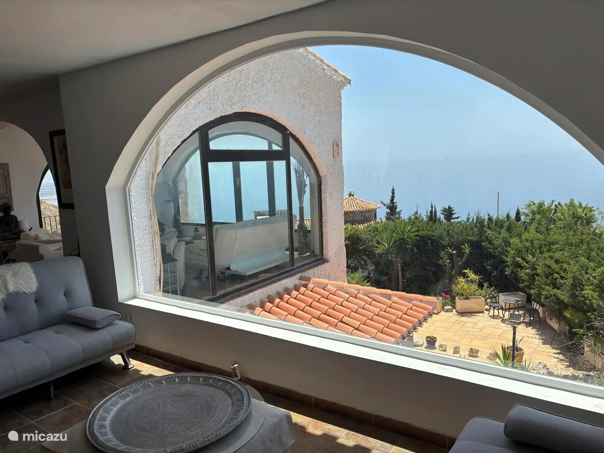 Viel Licht... und Meerblick überall!