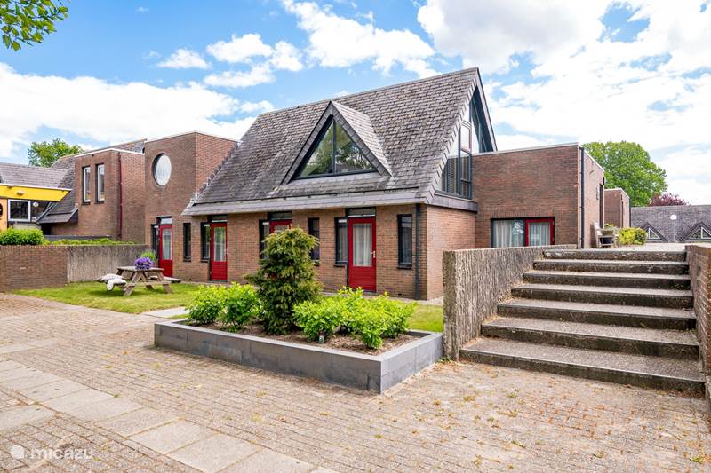 Vakantiehuis Nederland, Friesland, Rijs Villa Bosvilla De Steenbok