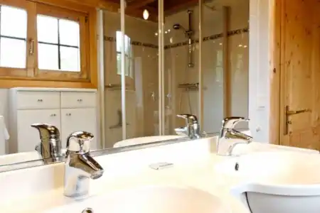 Vacation rental Belgium, Ardennes, Erezée chalet Chalet Pidoux Bathroom