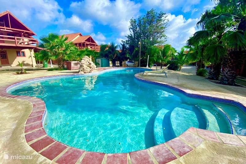 Vacation rental Curaçao, Curacao-Middle, Abrahamsz Holiday house Luxury bungalow