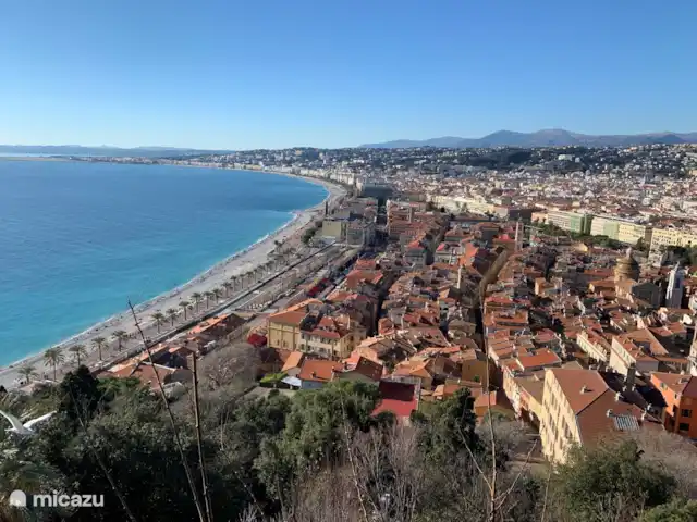 Chez Franck | France, Alpes-Maritimes, Tourrettes-sur-Loup - maison de ville la vieille ville et la promenade des Anglais à Nice