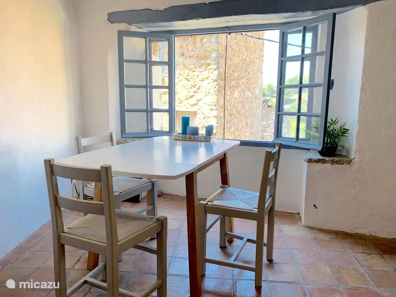 Esstisch mit Aussicht