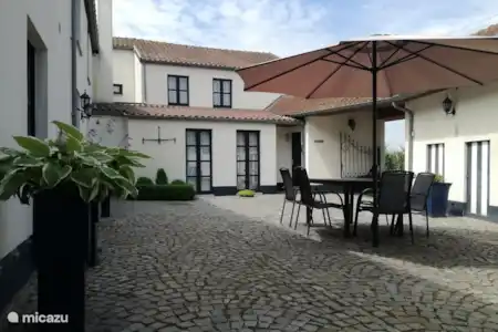 Vacation rental Belgium, Limburg, Hasselt holiday house Den Hooyzolder