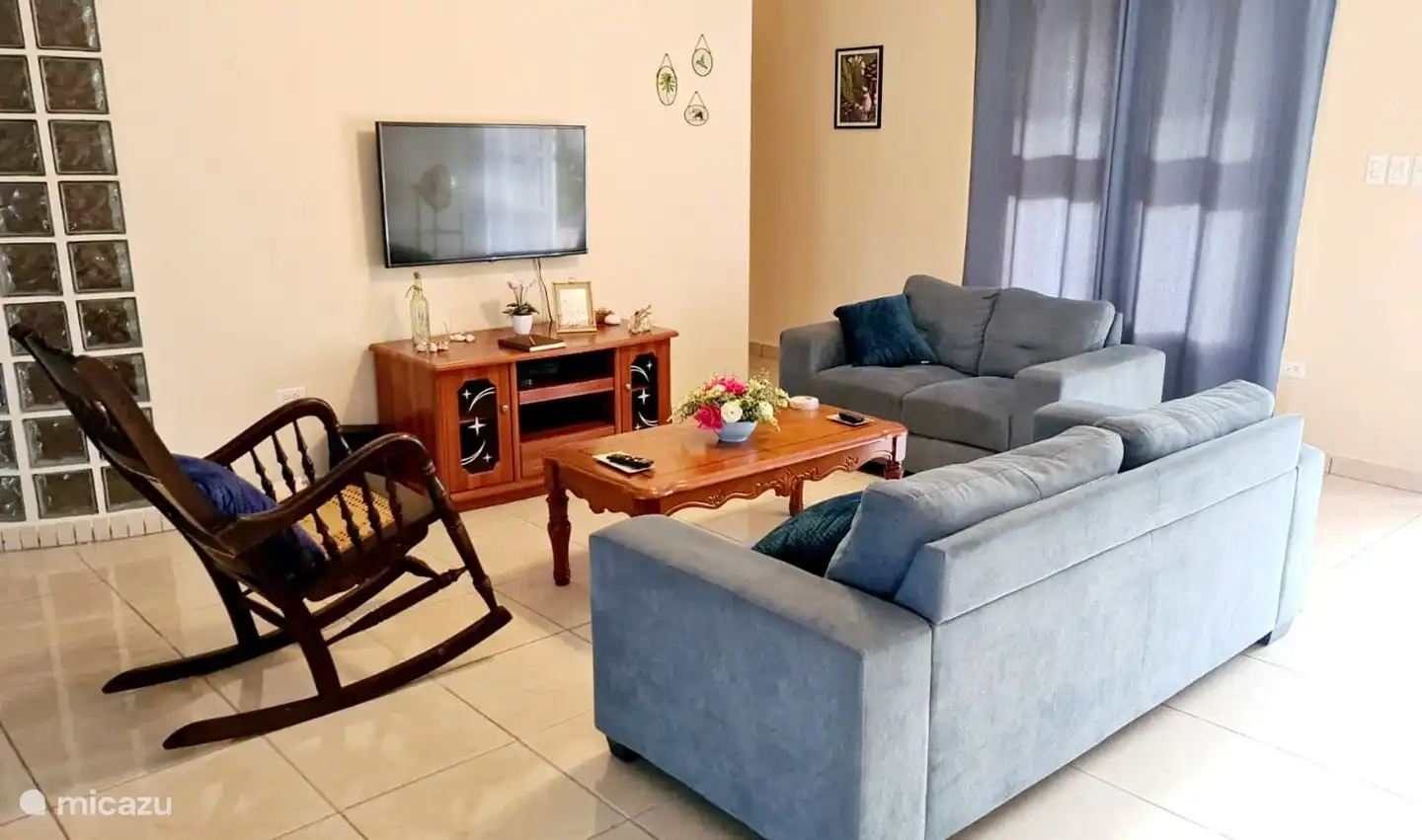 Salon, netflix confortable.