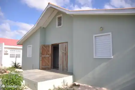 Vakantiehuis Bonaire, Bonaire, Belnem villa Cas Akuario Voorkant huis