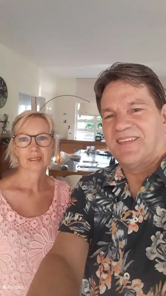 Die Manager Godelieve und Ger heißen Sie herzlich willkommen !! Sie sind während Ihres Aufenthaltes jederzeit für Sie da !!