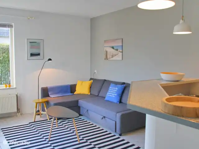 Korre 8 | Pays-Bas, Hollande du Nord, Callantsoog - maison mitoyenne Salon moderne avec canapé-lit