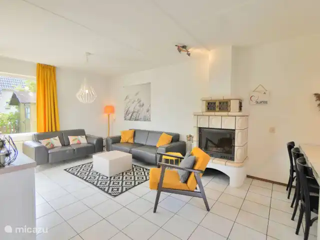 Korre 16 en Países Bajos, Holanda del Norte, Callantsoog - casa paredada Salón