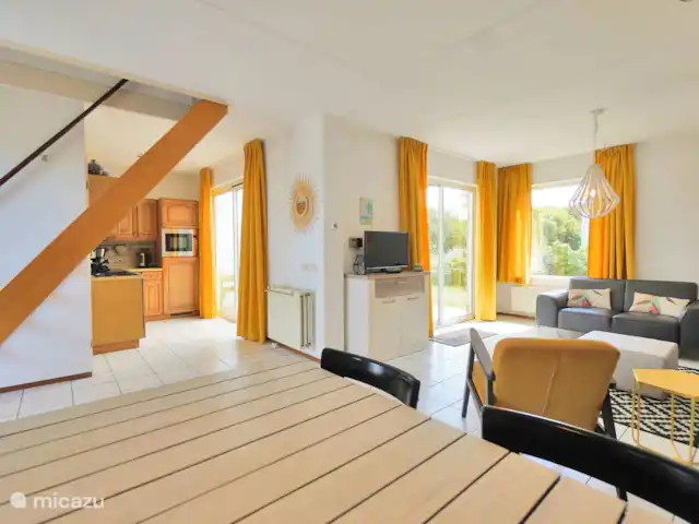 Korre 16 en Países Bajos, Holanda del Norte, Callantsoog - casa paredada Comedor