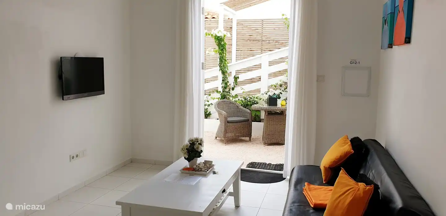 Fernseher im Wohnzimmer auf Chromecast