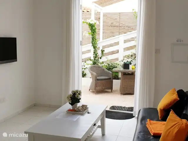 Appartement A1 JAN THIEL TOUT COMPRIS !! | Curaçao, Banda Ariba (est), Jan Thiel - appartement TV dans le salon sur Chromecast