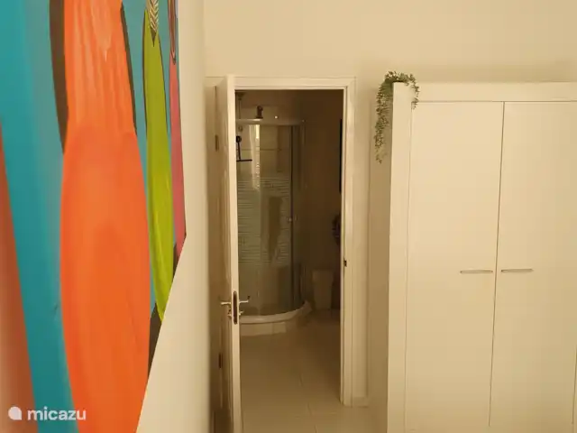 Appartement A2 JAN THIEL TOUT COMPRIS!!! | Curaçao, Banda Ariba (est), Jan Thiel - appartement Passage à la salle de bain par la chambre