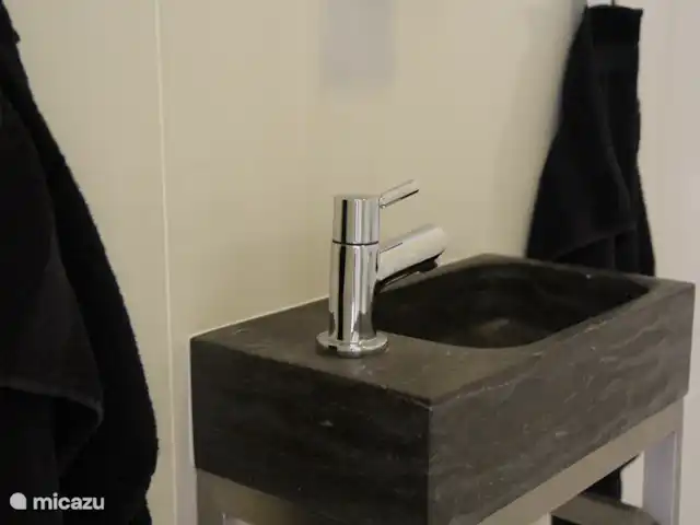 Penthouse avec piscine véritablement privée | Curaçao, Banda Ariba (est), Jan Thiel - penthouse lavabo dans les toilettes