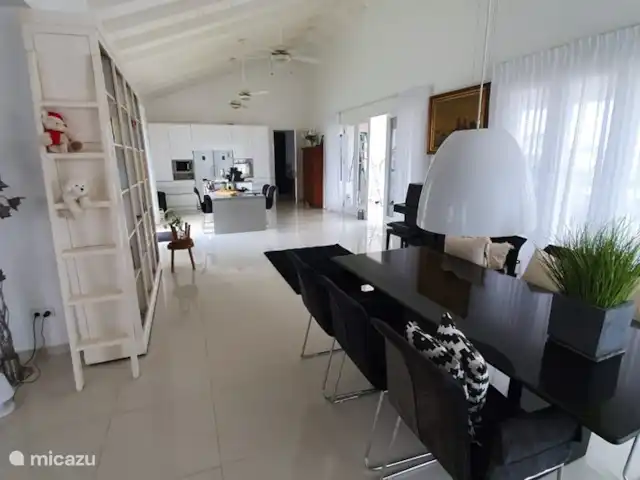Penthouse avec piscine véritablement privée | Curaçao, Banda Ariba (est), Jan Thiel - penthouse Table à manger à l'intérieur