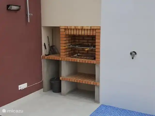 apartamento en España, Costa Blanca, Torrevieja – Casa Leona Ducha en el solarium.
