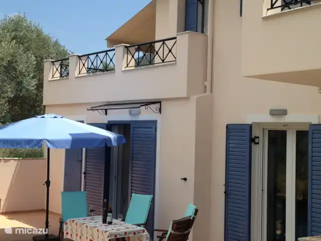 appartement huren in Griekenland, Peloponnesos, Archaia Epidavros – Goddelijk Griekenland - App. Beneden terras beneden