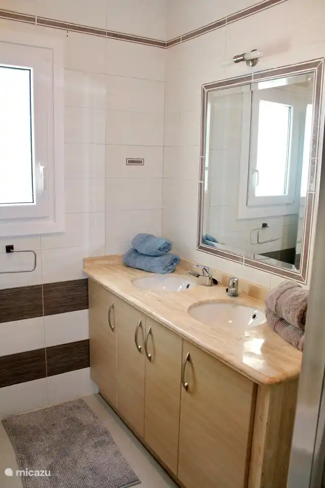 Badezimmer mit eigenem Bad Schlafzimmer 2