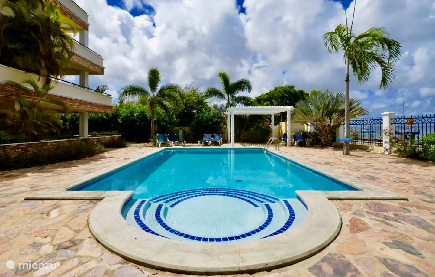 Tauchen Sie jetzt ein!