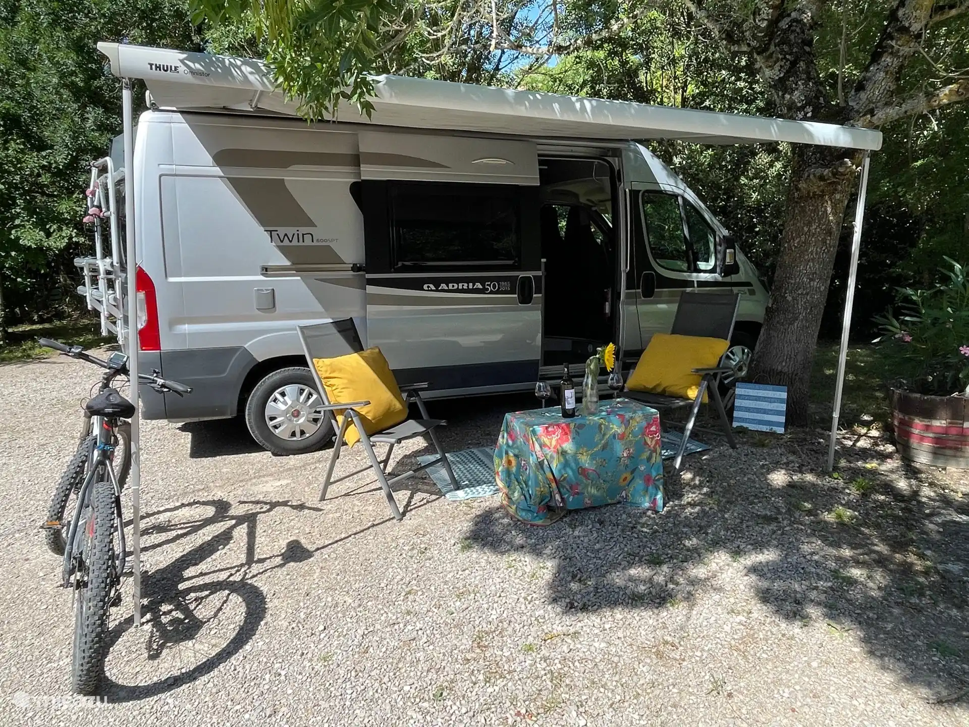 Dieser schöne CamperVan ist auch zu vermieten, für Info Puechblancpuntcom